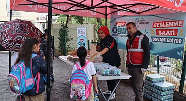 İzmit'te Beslenme Saati Projesi 3 okulda sürdürülüyor