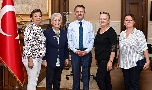Kadın ve Mücadele Derneği Kocaeli Şubesinden Vali Aktaş’a ziyaret