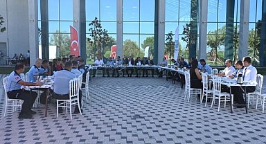Karacabey zabıtası esnaf ve vatandaşın yanında