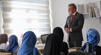 Karaman Valisi Çiçek, Kur’an kursu öğrencileriyle bir araya geldi