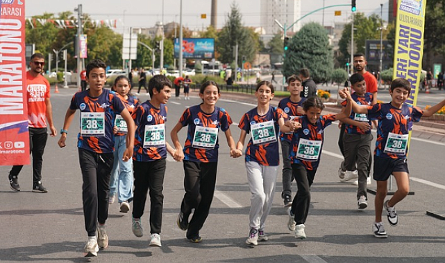 Kayseri’de 6. Uluslararası Yarı Maraton heyecanı başladı