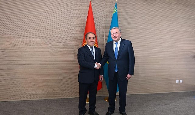 Kazakistan Dışişleri Bakanı Tileuberdi, Kırgızistan Büyükelçisi Bazarbaev’i kabul etti