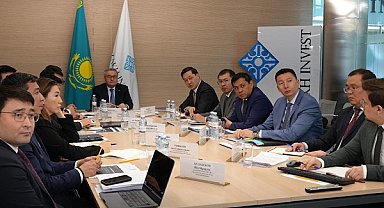 Kazakistan Dışişleri Bakanı Tileuberdi, yatırım çekme önceliklerini görüştü
