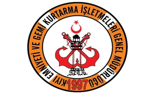 KEGM: Beylikdüzü açıklarında sürüklenen tekne kurtarıldı