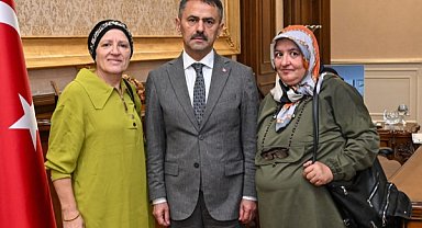 Kocaeli Valisi Aktaş’a engelli derneklerinden ziyaret