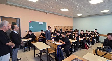 Kocaeli Valisi Aktaş, yeni eğitim yılı öncesi okulları ziyaret etti