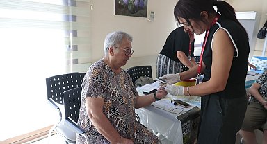 Konak’ta ileri yaş üyelerine ücretsiz sağlık taraması