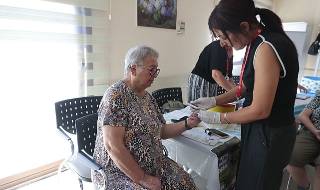 Konak’ta ileri yaş üyelerine ücretsiz sağlık taraması