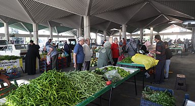 Konya'da Yerli Ürün Pazarı üretici ile tüketiciyi buluşturuyor