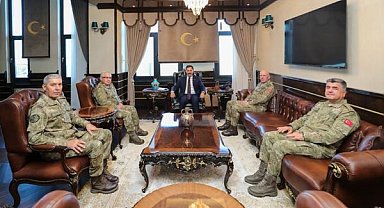 Korgeneral Kurumahmut’tan Vali Masatlı’ya ziyaret