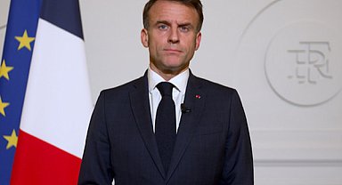 Macron: Yeni eğitim yılına harika bir başlangıç dileriz