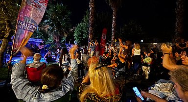Maltepe'de açık hava konserleri Feyzullah Mahallesi'nde devam etti