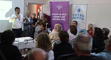 Maltepe'de Dünya Yaşlılar Günü’ne özel seminer gerçekleştirildi