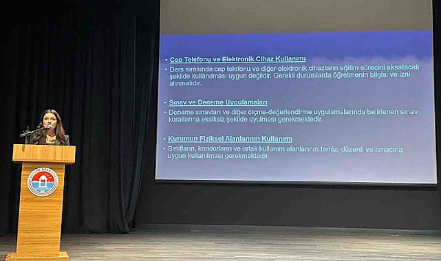 Maltepe'de LGS'ye hazırlanan öğrenciler için tanıtım toplantısı düzenlendi