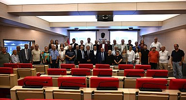Manisa Kent Konseyi’nde Hakkı Bayraktar yeniden başkan seçildi