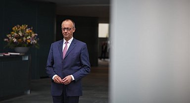 Merz: Benzin ve motorinde litre başına yaklaşık 17 sentlik vergi indirimi geliyor