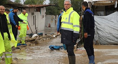 Mudanya’da sağanak sonrası taşkınlara müdahale edildi