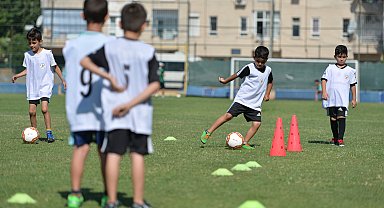 Muratpaşa’nın spor okullarında sonbahar dönemi kayıtları sürüyor