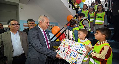 Osmangazi’de Demirkapı Şükran Gönenç Oyun ve Oyuncak Evi açıldı