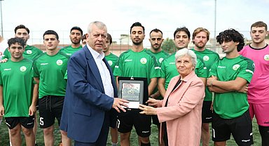 Osmangazi’de Kurtuluşun 104’üncü yılı futbol turnuvasıyla kutlandı