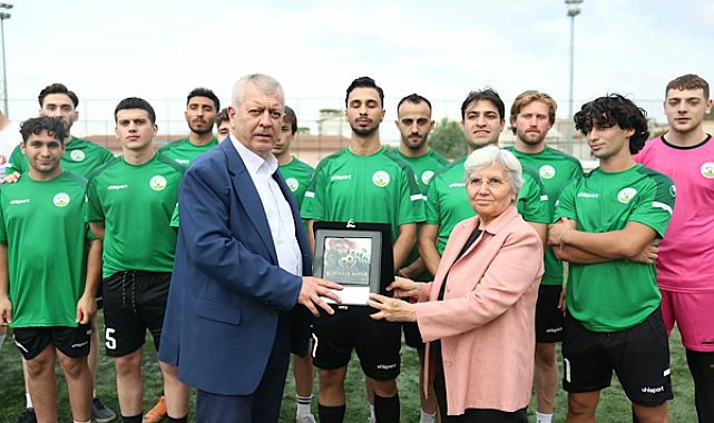 Osmangazi’de Kurtuluşun 104’üncü yılı futbol turnuvasıyla kutlandı