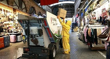 Osmangazi’de temizlik çalışmaları 7 gün 24 saat sürüyor