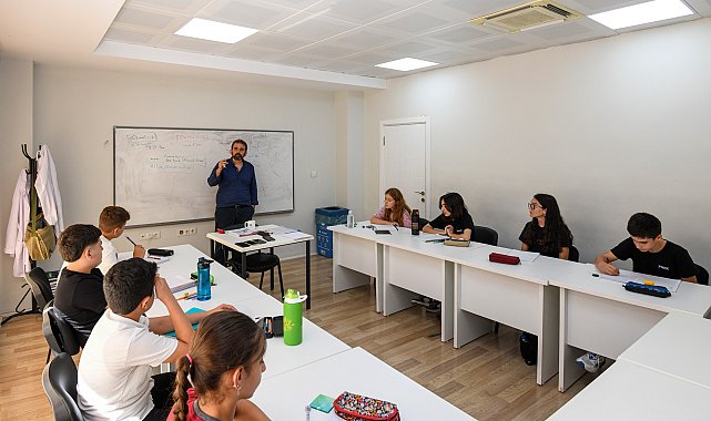 Osmangazi’de Yetenek Evleri’nde yeni eğitim dönemi başladı