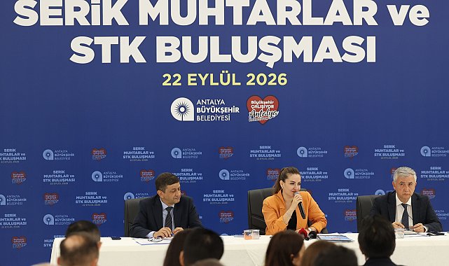 Özdemir, Serik'te muhtarlarla 2027 yatırımlarını değerlendirdi