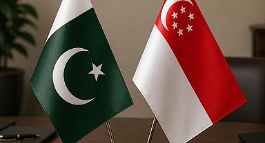 Pakistan ve Singapur dışişleri bakanları ikili ilişkileri görüştü