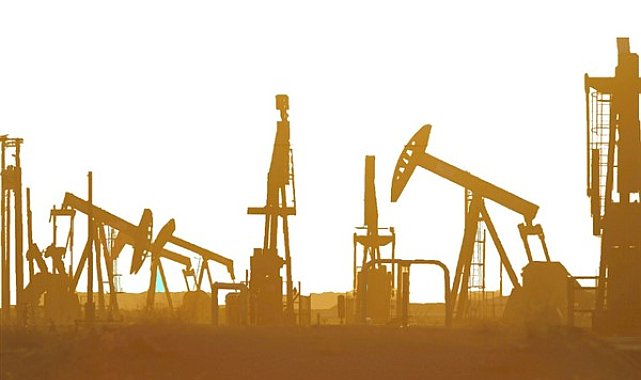 Petrol fiyatları ve tahvil faizleri piyasalarda baskı oluşturuyor