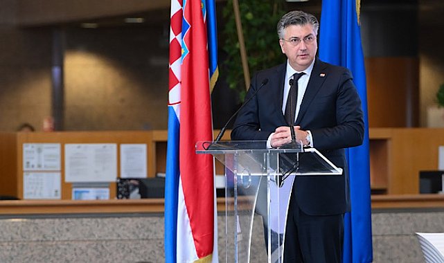 Plenkovic: Hırvat halkı için projeleri desteklemeye devam edeceğiz