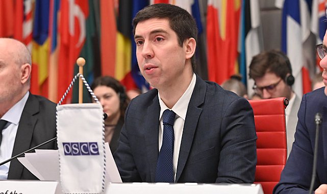 Popşoi, Estonya'nın ilk Moldova Büyükelçisi Königsberg ile bir araya geldi