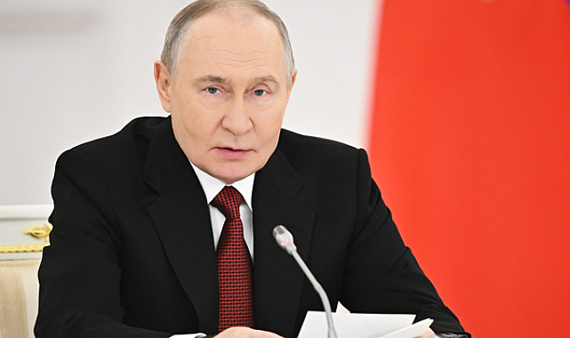 Putin ve BRICS liderleri fidan dikme törenine katıldı