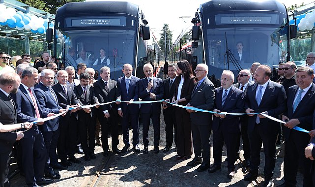 Samsun’da iki yeni tramvay yolcu taşımaya başladı