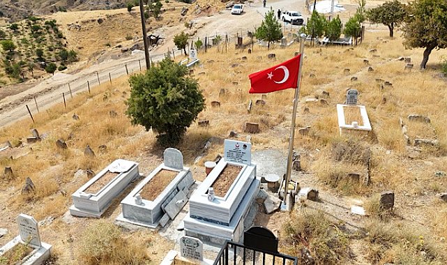 Siirt'te 16 şehit mezarında bakım ve onarım çalışması yapıldı