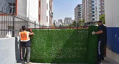 Siirt’te çöp konteynerleri dekoratif çitlerle düzenleniyor