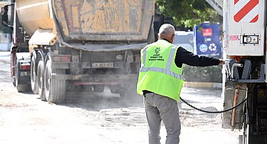 Söke Aydın Caddesi’nde altyapı ve yol yenileme çalışmaları sürüyor