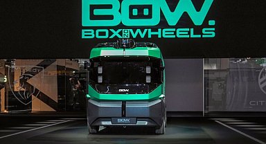 Stellantis Pro One ve UQI Robotics Box-on-Wheels konseptini hayata geçiriyor!