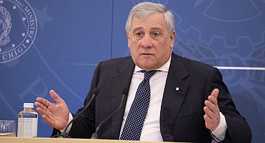Tajani: Saksonya seçim sonuçları aşırılıkçı hareketlerin sınırı olduğunu gösteriyor