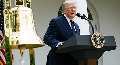Trump, Beyaz Saray'ın yeni helikopter pistinden ilk uçuşu gerçekleştirdi