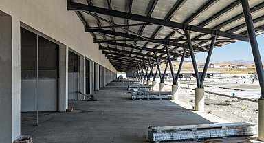 Van’ın yeni sebze ve meyve halinde çalışmalarda sona gelindi