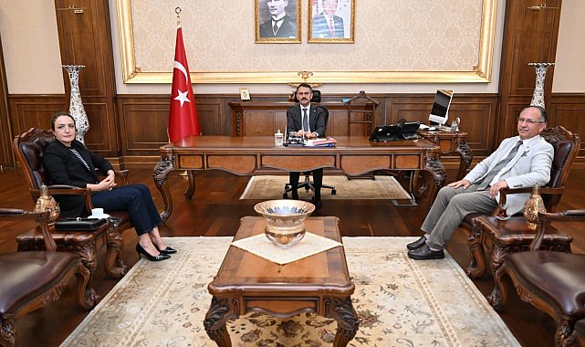 World Türk TV sahibi Erdağı, Kocaeli Valisi Aktaş’ı ziyaret etti