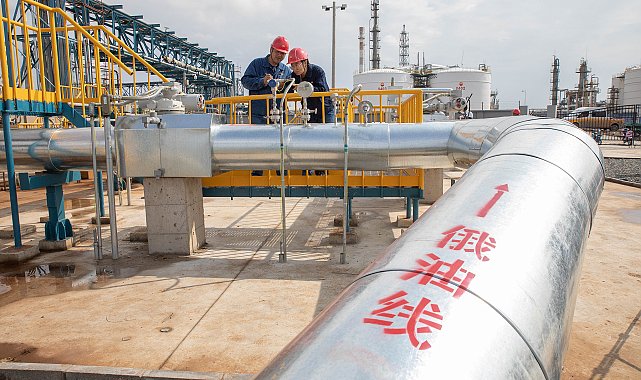 Xi’den 8. Çin-Rusya Enerji İş Forumu’na tebrik mesajı