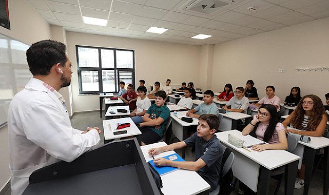 Yenimahalle'de Destek Eğitim Merkezleri'nde yeni dönem başladı