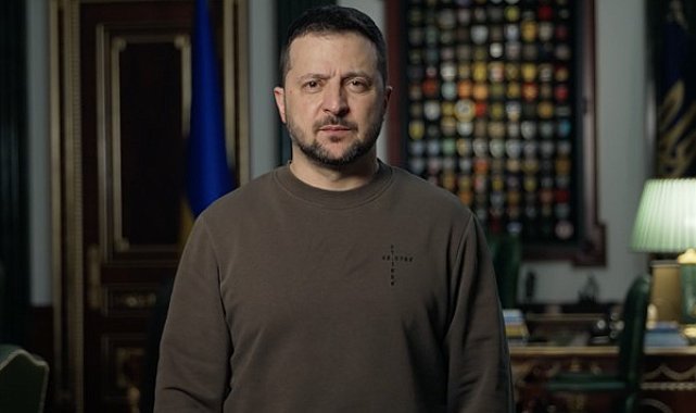 Zelenski: Uzun menzilli operasyonlar için yeni kararlar aldık