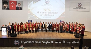 AFSÜ’de Gurur Günü: Bilime ve Sağlığa Değer Katanlara Ödül!