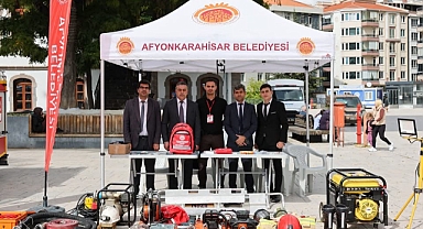 Afyon Zafer Meydanı'nda Afet Farkındalık Standı Kuruldu