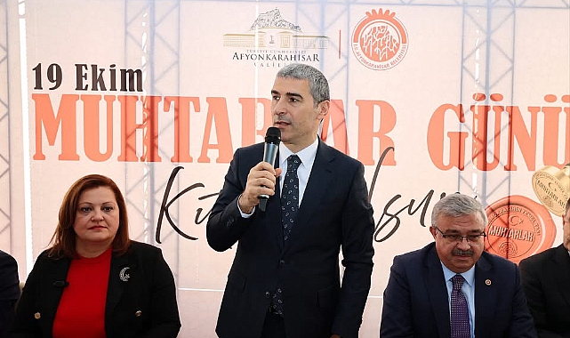 Afyonkarahisar’da 19 Ekim Muhtarlar Günü Coşkusu: Valilik ve Belediyeden Anlamlı Buluşma