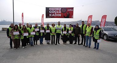 AKO Grup ve Petlas’tan “Güvenli Yol, Güçlü Kadın” projesiyle kadınların yoldaki gücüne güç