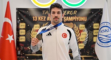 ASKİ sporlu milli güreşçi Yüksel Sarıçiçek Dünya Şampiyonasında ikinci oldu 